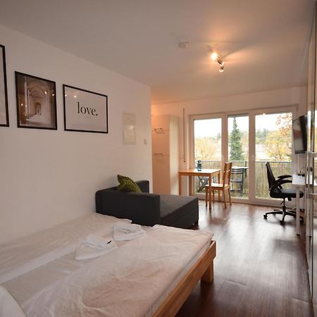 Nestwerk Komfort R23-12 - Balkon, Arbeitsplatz & Zentrumsnah Биберах-ан-дер-Рис Экстерьер фото